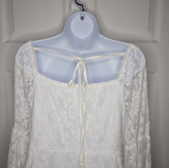 Wedding White Dress W/ Bell Sleeves NWOT XL - Picture 8 of 9